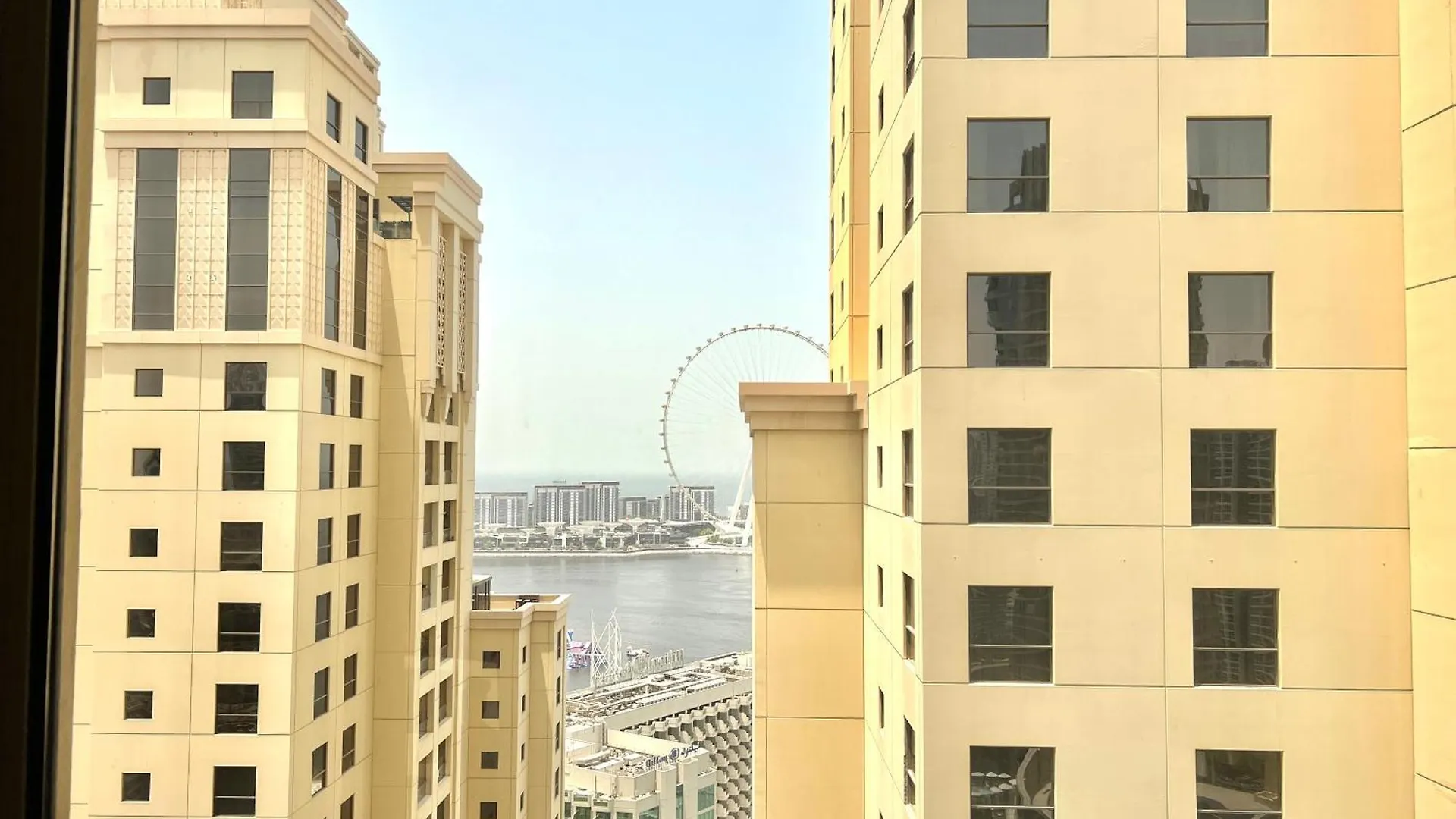 High Floor 1Br Apartment With Breathtaking Sea Views Of Ain ドバイ